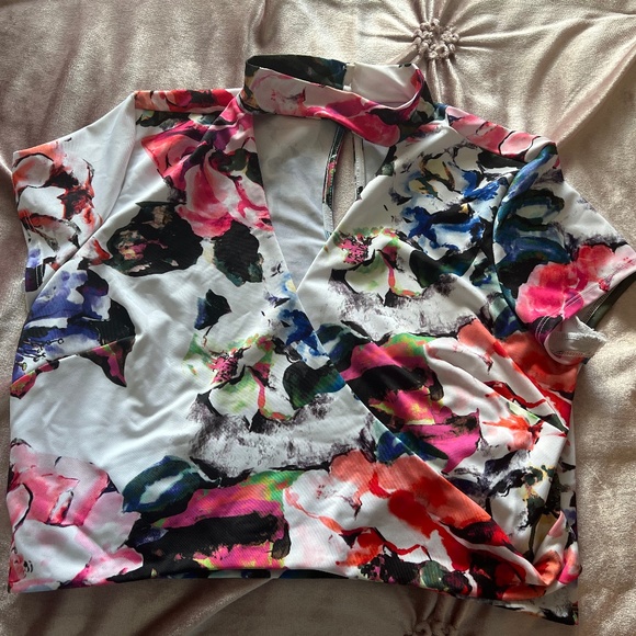 Bebe Choker Crop Top - Picture 1 of 5